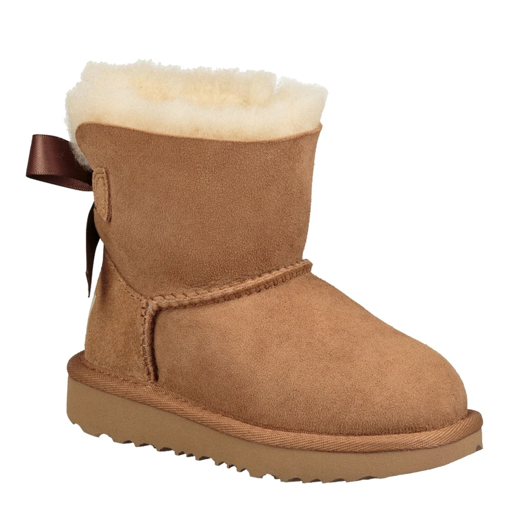 UGG Toddlers' Mini Bailey Bow II Boots 2 UGG Toddlers' Mini Bailey Bow II Boots - Image 2