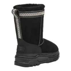 UGG Kids Classic Short TrailGazer Boot -Ugg 1157694K BLK 4 f2c0b6b1 a781 4d43 a1b5 6dccfc17774f