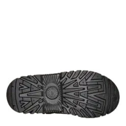 UGG Kids Classic Short TrailGazer Boot -Ugg 1157694K BLK 6 df53c049 c4b4 4ff3 9316 66cfc613e033