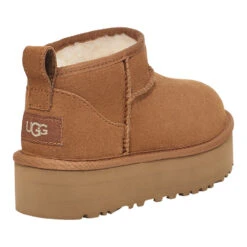 Ugg Big Kids Classic Ultra Mini Platform 9 Ugg Big Kids Classic Ultra Mini Platform -Ugg 1157791K CHE 4