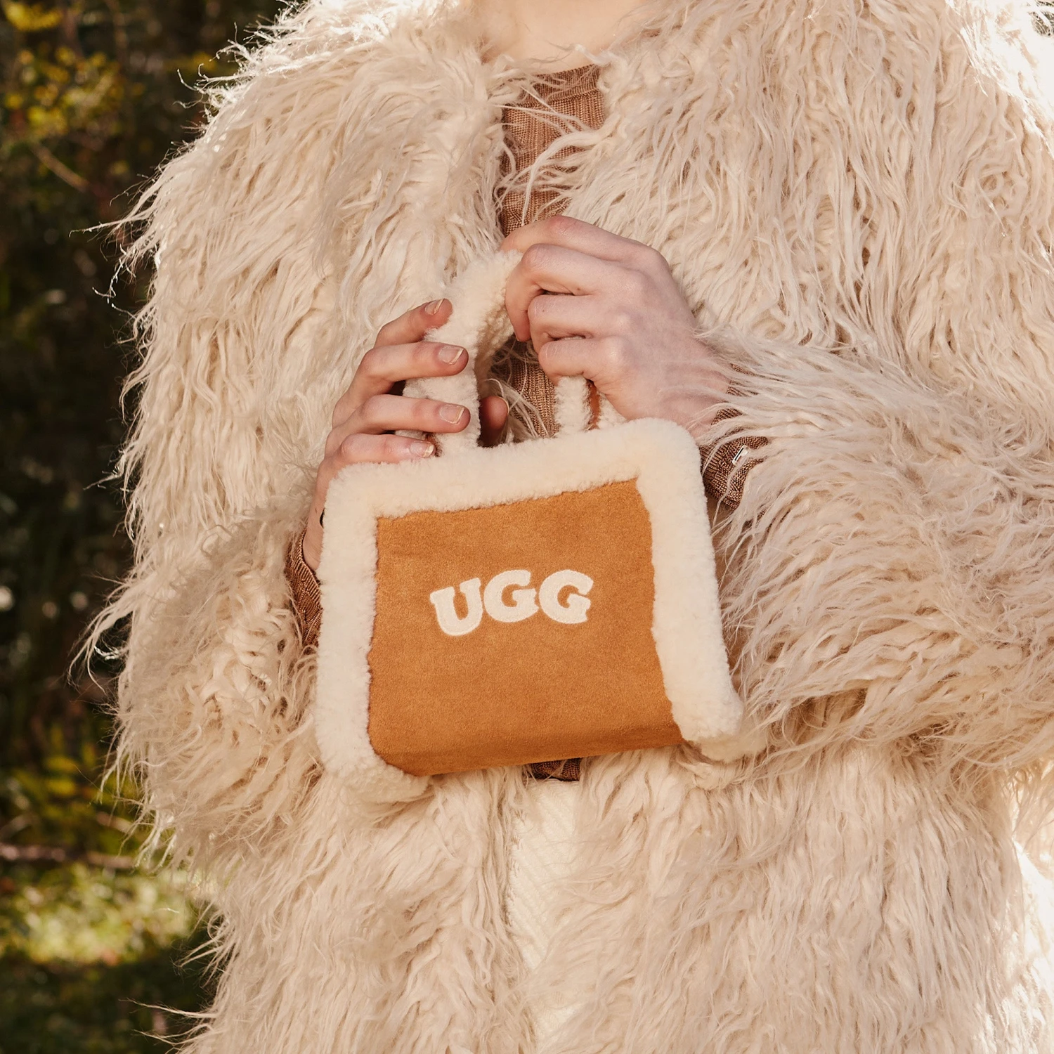 Ugg Logo Mini Tote Bag 2 Ugg Logo Mini Tote Bag - Image 2