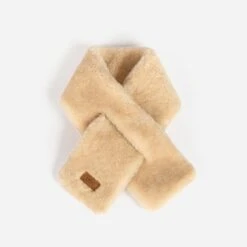 Ugg Curly Sheepskin Scarf -Ugg 2 898c07f5 5208 4969 81a0 538005cbae3c