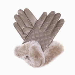 Ugg Touch Screen Glove -Ugg 2 f18590b9 94e7 49cf 82f8 dfe9e3f16560