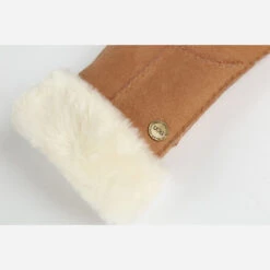 Ugg Sheepskin Touch Screen Gloves 16 Ugg Sheepskin Touch Screen Gloves -Ugg 4 c730e183 73a7 4516 817c a2b6905928a1