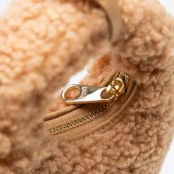 Ugg Momo Pendant 10 Ugg Momo Pendant -Ugg IMG 3011 4b89026d 880d 441d b8f7 d455edd93918