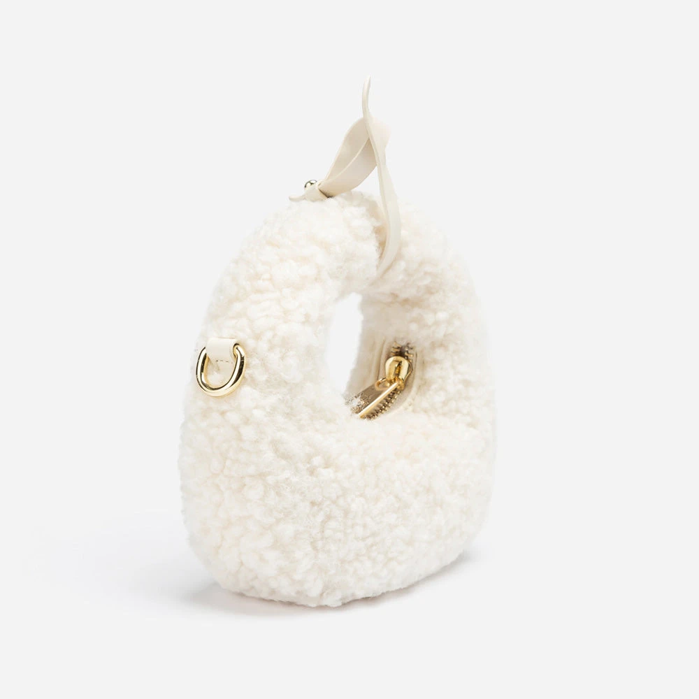 Ugg Momo Pendant 7 Ugg Momo Pendant - Image 7