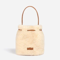 Ugg Fluffy Bucket Bag 10 Ugg Fluffy Bucket Bag -Ugg IMG 5975