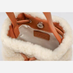 Ugg Fluffy Bucket Bag 11 Ugg Fluffy Bucket Bag -Ugg IMG 5976