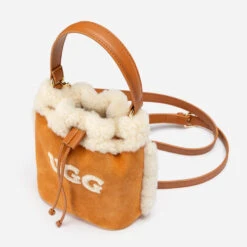 Ugg Shearling Logo Mini Bucket Bag -Ugg IMG 6204