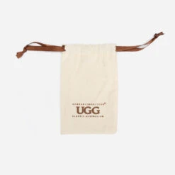 Ugg Mitten Pendant -Ugg IMG 6636