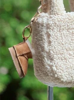 Ugg Classic Platform Ultra Mini Boots Pendant -Ugg POB658P 291de801 94ec 4cb0 bbfa 094b95ee36b6